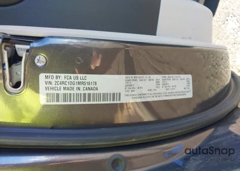 2021 Chrysler Voyager Lxi z USA, uszkodzony, nr VIN 2C4RC1DG1MR516178